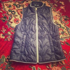 Vineyard vines vest